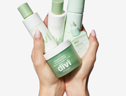 imgi 123 MarchMinis VolumizingSet In Hand v1