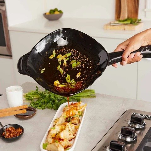 imgi 32 9.5 inch frying pan 0852 sq web large
