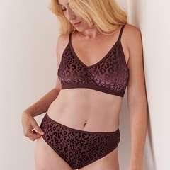 We Are Jolies: Where Comfort, Ethics & Inclusivity Unite 3 imgi 249 mega menu flashbacklingerie